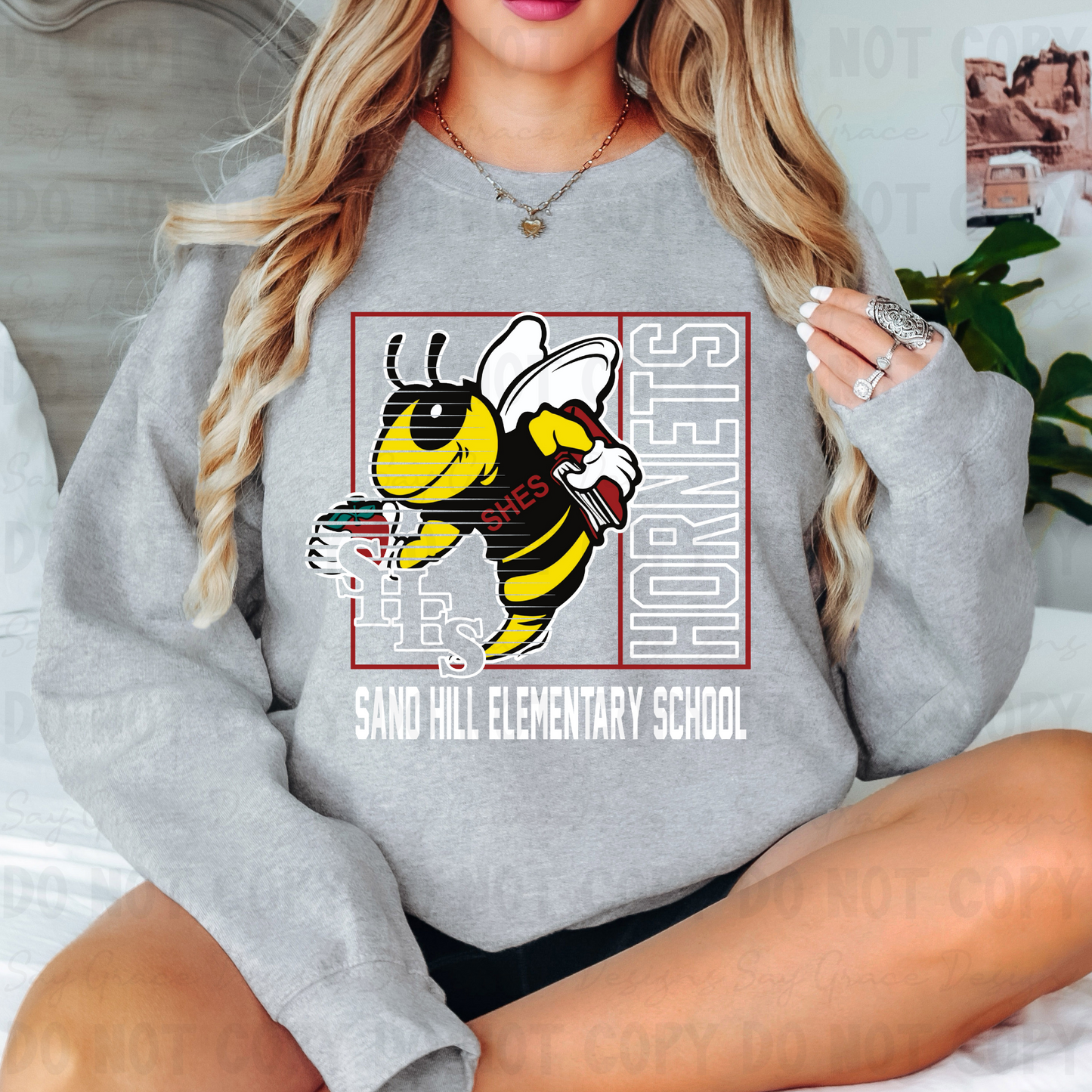 Sand Hill Hornets Square with Initials