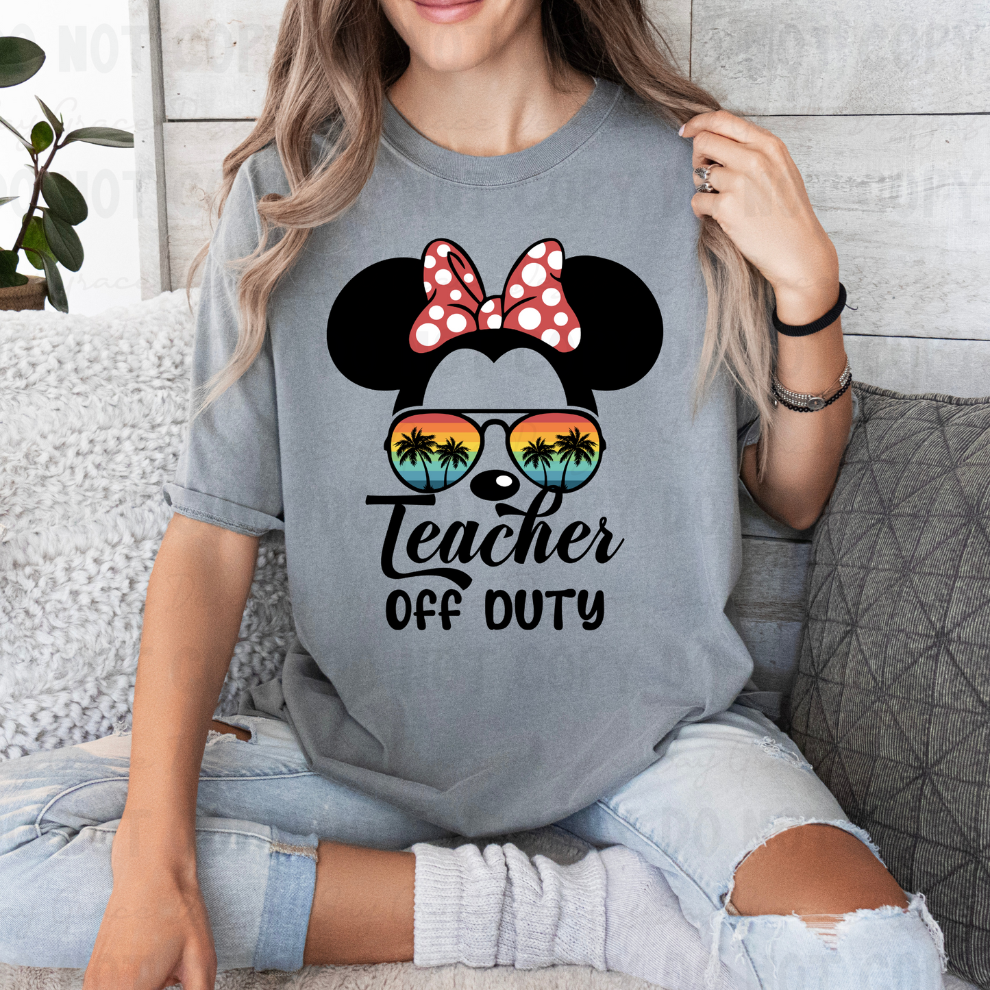 Teacher Off Duty - Mouse